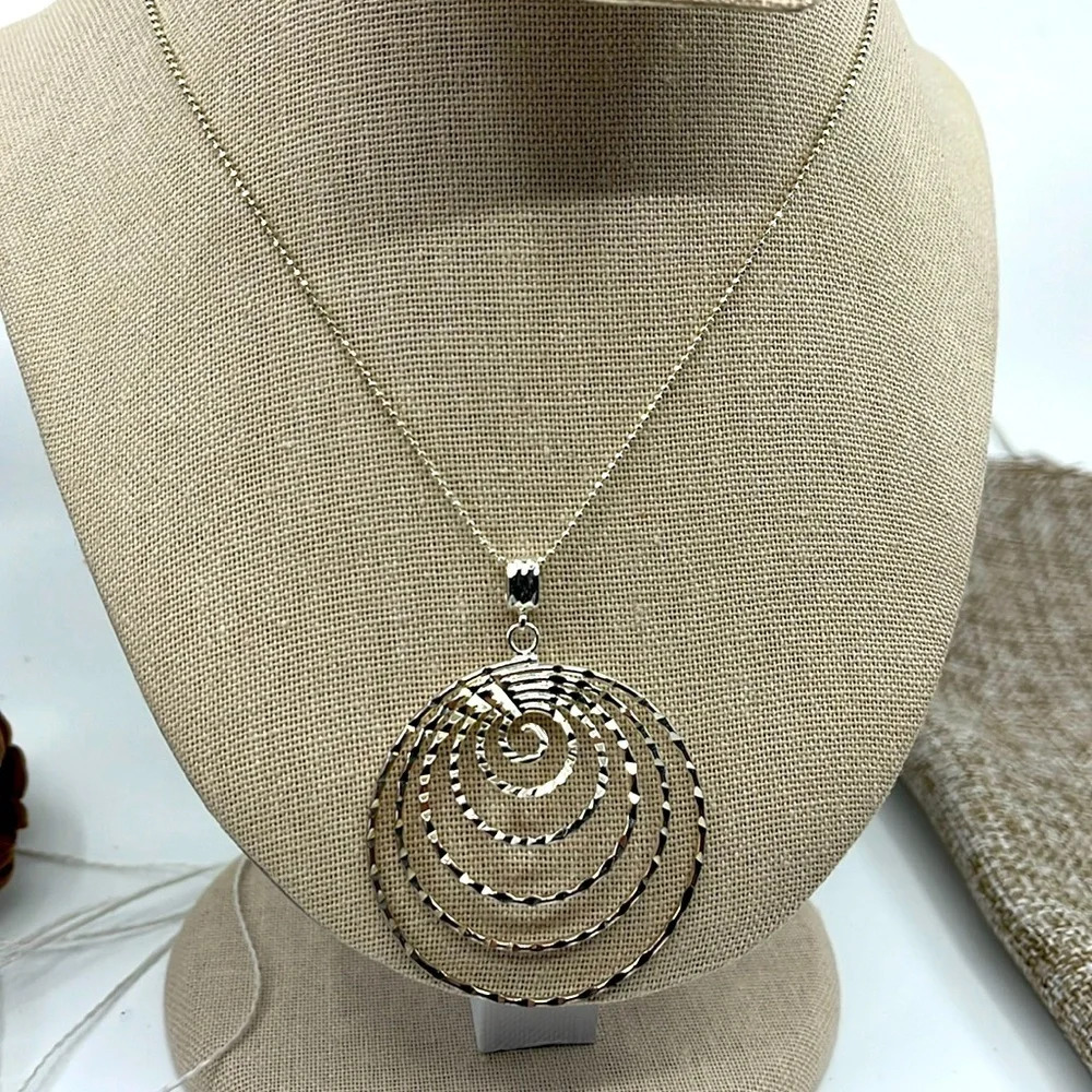 ✨Italian Elegance 925 Silver Spiral Pendant 16 - 18" Adjustable Necklace 🌀